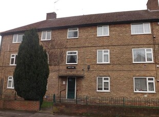 Flat to rent in Bedale House, Townend Street, York YO31