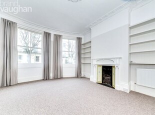 Flat to rent in Brunswick Road, Hove, East Sussex BN3