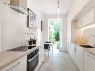 Flat to rent in Edith Grove, South Kensington, London SW10