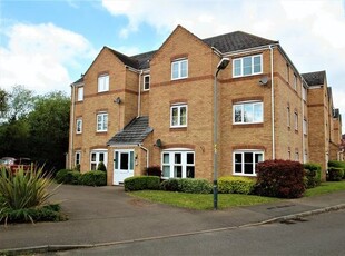 Flat to rent in Gardeners End, Rugby CV22