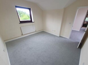 Flat to rent in High Street, Inkberrow, Worcester WR7