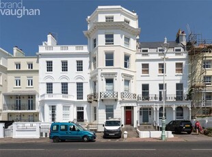 Flat to rent in Marine Parade, Brighton, East Sussex BN2