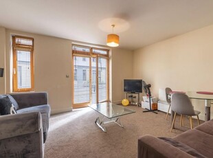 Flat to rent in Postbox, Upper Marshall Street B1