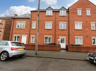 Flat to rent in Wellington Street, Long Eaton NG10