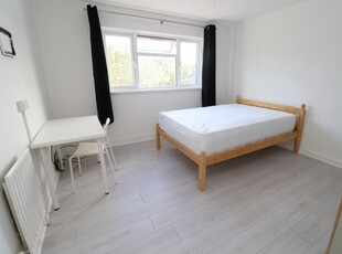 House share for rent in Bedser Drive, Greenford, UB6
