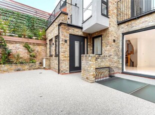 Link-detached house to rent in Coachworks Mews, Hampstead, London NW2