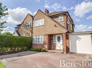 Semi-detached house for sale in Mascalls Lane, Great Warley CM14