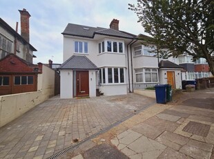 Semi-detached house to rent in Gainsborough Gardens, London NW11