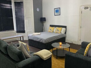 Shared accommodation to rent in Brighton Grove, Arthurs Hill, Newcastle Upon Tyne NE4