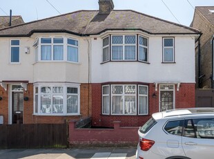 Terraced House for sale - Tatnell Road, SE23