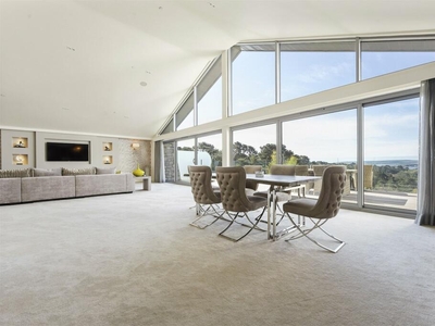 4 bedroom penthouse for sale in Haig Avenue, Canford Cliffs, Poole, Dorset, BH13