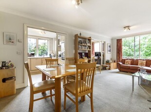 3 bedroom Flat for sale in North Bank, St John's Wood NW8