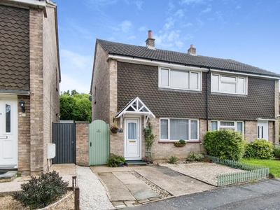 2 bedroom semi-detached house for sale in Wavell Road, Southampton, SO18