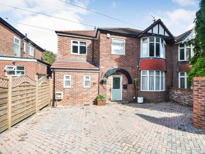 6 bedroom semi-detached house for sale in Bury New Road, Prestwich, M25