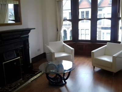 1 bedroom flat for rent in Pen-Y-Lan Place, Cardiff, CF23