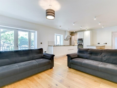 2 bedroom apartment for rent in Florence Road, Brighton, BN1
