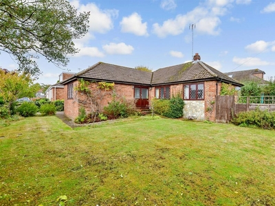 3 bedroom detached bungalow for sale in Otteridge Road, Bearsted, Maidstone, Kent, ME14