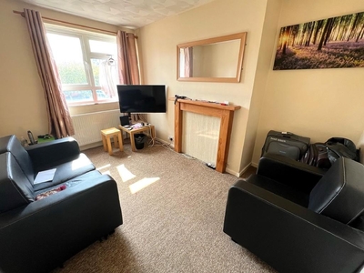 3 bedroom flat for rent in Rivers Street, Southsea, PO5