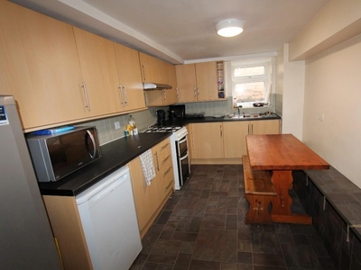 4 bedroom detached house for rent in Basement, 28 Kenilworth Road, Leamington Spa, Warwickshire, CV32