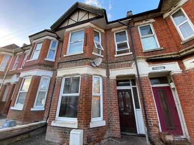 7 bedroom terraced house for rent in 61 Tennyson Road, Southampton, Hampshire, SO17