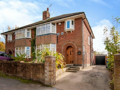 4 bedroom semi-detached house for rent in Maxwell Avenue, Derby, Derbyshire, DE22