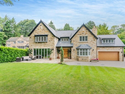 5 bedroom detached house for sale in Linton, Northgate Lane, Wetherby, LS22