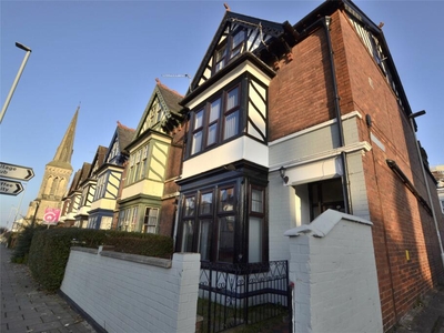 6 bedroom end of terrace house for rent in Worcester Street, Gloucester, Gloucestershire, GL1