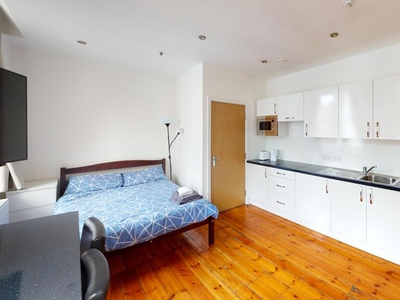 Studio flat for rent in Studio 206, 29A Upper Parliament Street, Nottingham, Nottinghamshire, NG1 2AP, NG1