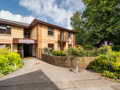 1 Bedroom Apartment For Sale In Henley-on-thames, Berkshire