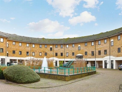 1 Bedroom Apartment For Sale In Surrey Quays