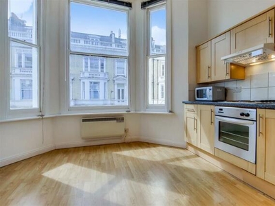 1 Bedroom Flat For Rent In West Kensington