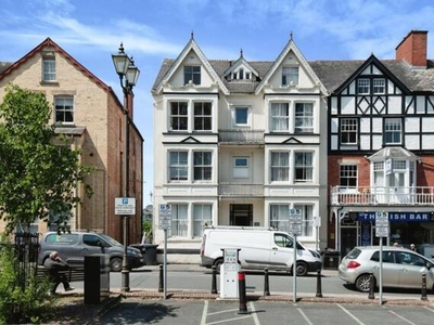 2 Bedroom Flat For Sale In High Street