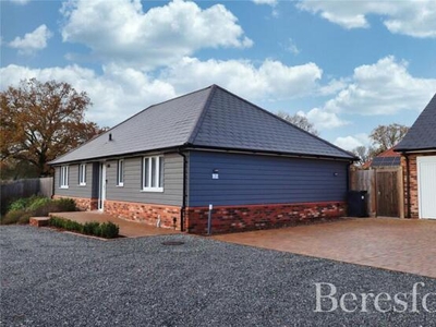 3 Bedroom Bungalow For Sale In Burnham-on-crouch