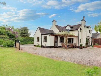 3 Bedroom Detached House For Sale In Lower Lane, Chorley
