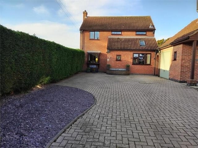 3 Bedroom Detached House For Sale In Swinderby