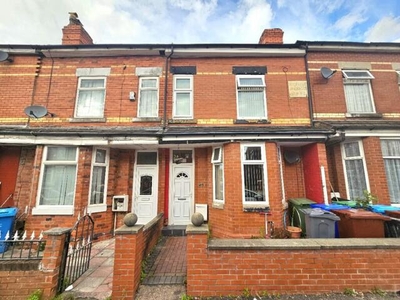 3 Bedroom Terraced House For Sale In Longsight, Manchester