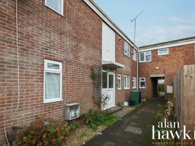 3 Bedroom Terraced House For Sale In Royal Wootton Bassett