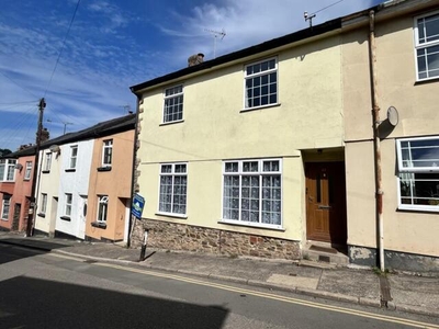 4 Bedroom House For Sale In North Tawton, Devon