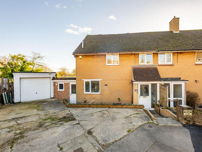 4 Bedroom Semi-detached House For Sale In Harpenden, Hertfordshire