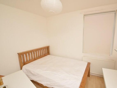 8 Bedroom Terraced House For Rent In Fallowfield, Manchester