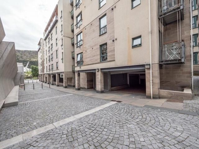 Property For Sale In 89 Holyrood Road, Edinburgh