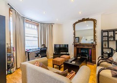 Flat in Fortune Green Road, West Hampstead, NW6