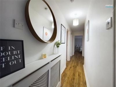 2 Bedroom Apartment For Sale In Brighton, West Sussex