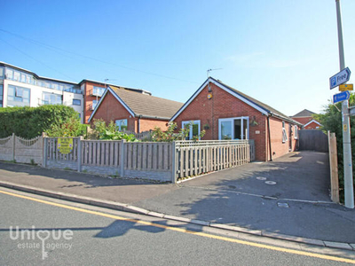 2 Bedroom Bungalow For Sale In Knott End, Poulton-le-fylde