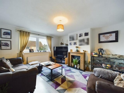 2 Bedroom Flat For Sale In Perth