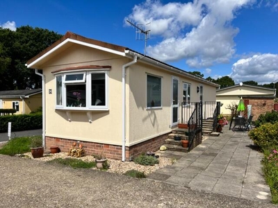 2 Bedroom Mobile Home For Sale In Southampton, Hampshire