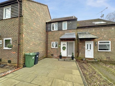 2 Bedroom Terraced House For Sale In Chatham, Kent