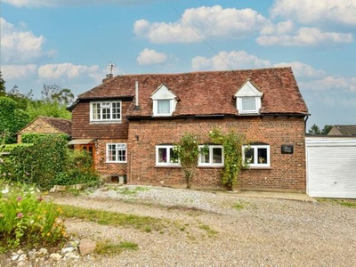 3 Bedroom Detached House For Sale In Kings Langley, Hertfordshire
