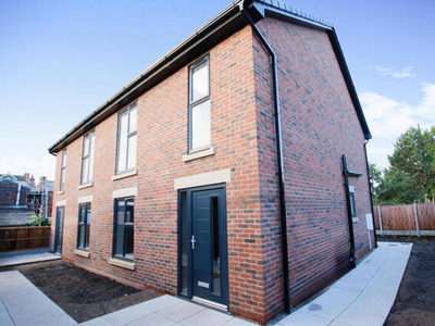3 Bedroom Semi-detached House For Sale In Cheshire