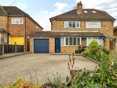 3 Bedroom Semi-detached House For Sale In Kemsing
